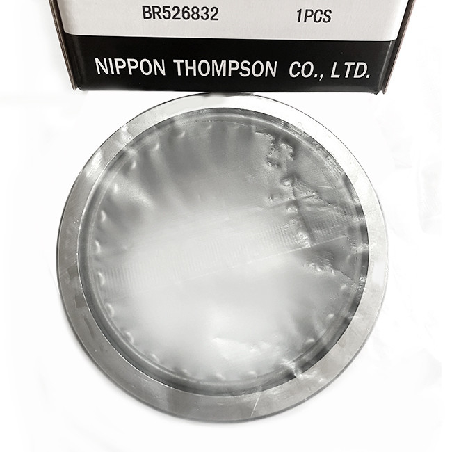 BR526832 Bantalan Rol Jarum 82,55 * 107 * 95 * 50,8 mm beban berat, kebisingan rendah