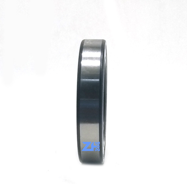 Bertahan Lama Dan Konsumsi Energi Rendah Deep Groove Ball Bearing 1T0334 Ukuran Standar