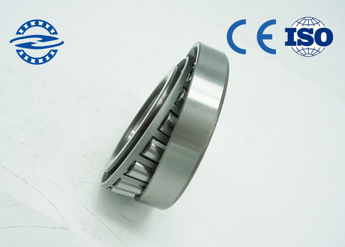 Warna Silvery Single Row Tapered Roller Bearing 33111 Dengan Retainer Plat Baja Ringan 55 * 95 * 30 Mm