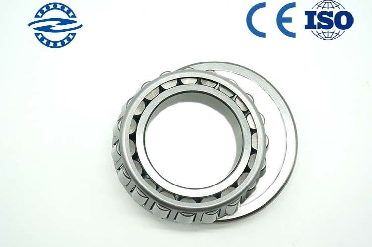 Warna Perak 30204 Taper Roller Bearing Untuk Mobil Dan Mesin Pertanian 20 * 47 * 14 mm